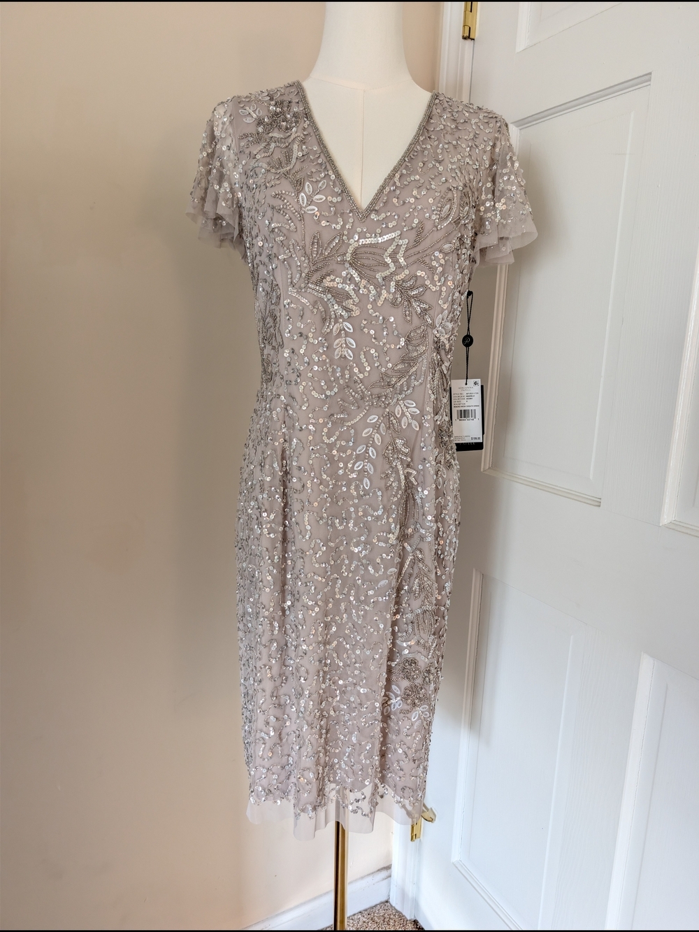 NWT Adrianna Papell Beaded Mesh Sheath Dress Marble Gray Silver Size 8